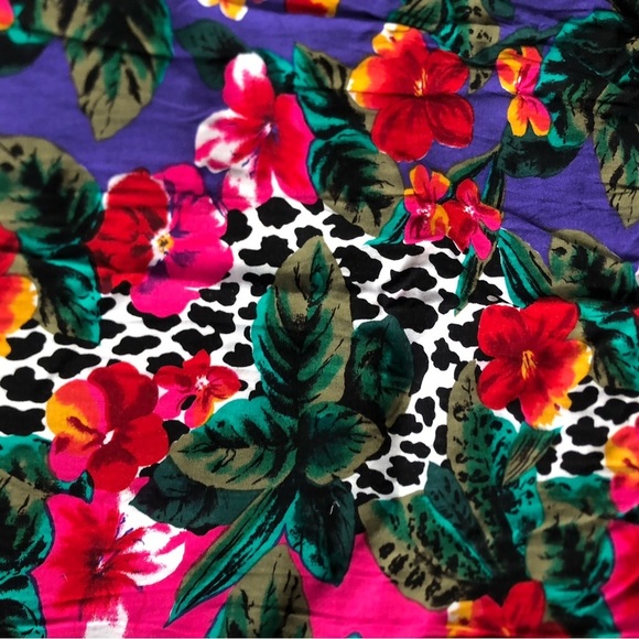 Vtg Flowy Funky Patterned Skirt - Picture 13 of 15